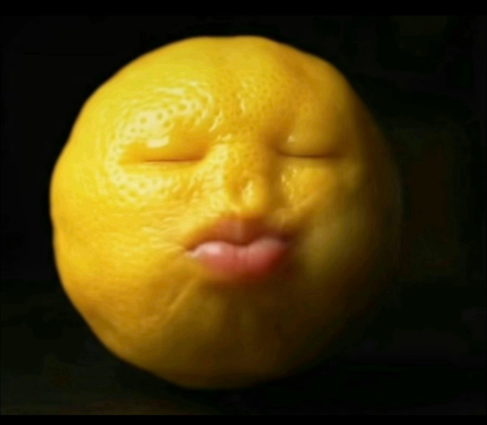 檸檬臉淡然反應