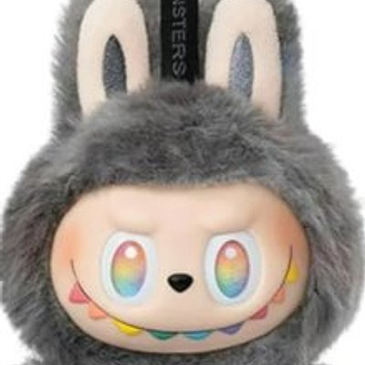 Labubu 拉布布 - 詭笑特寫