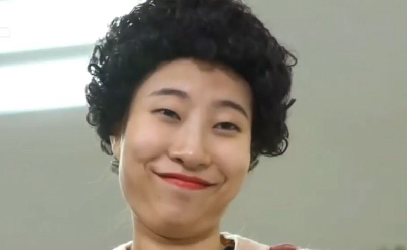 姨母笑 - 寵溺的微笑