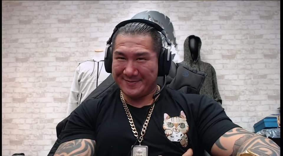 館長 - 狂笑