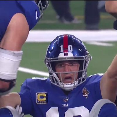 NFL曼寧 - 呆滯崩潰臉