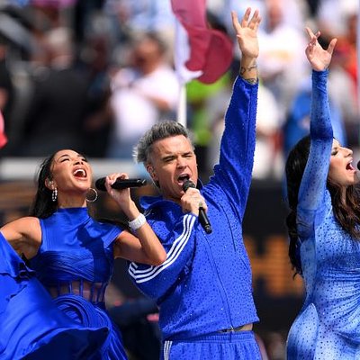 Robbie Williams - 世界盃閉幕演唱