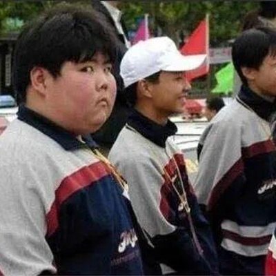 王之蔑視 - 小胖側目經典照